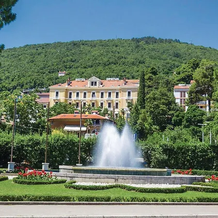 Apartment 2 Bedroom Gorgeous In Pobri *